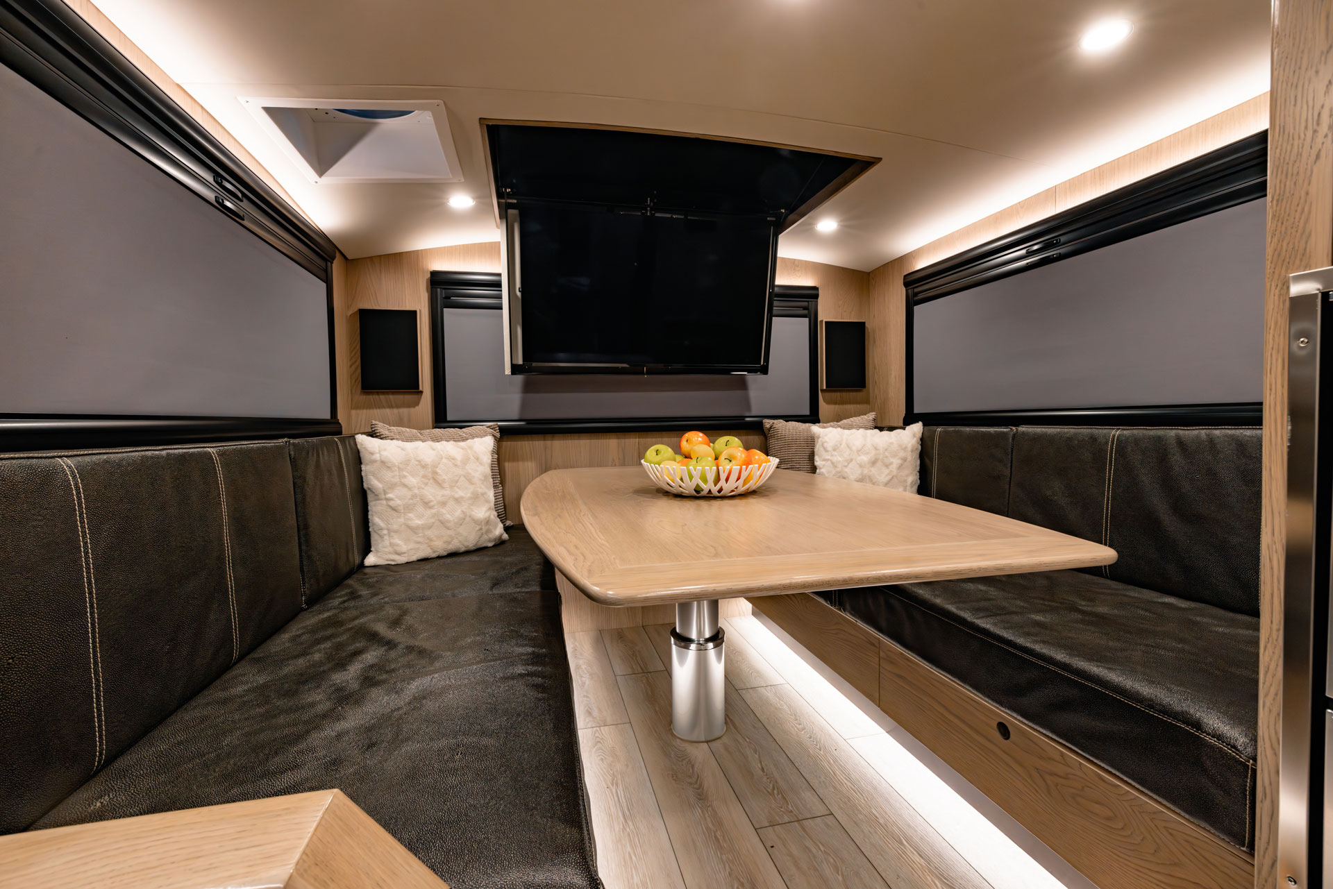 EarthRoamer SX Explore in off-road setting
